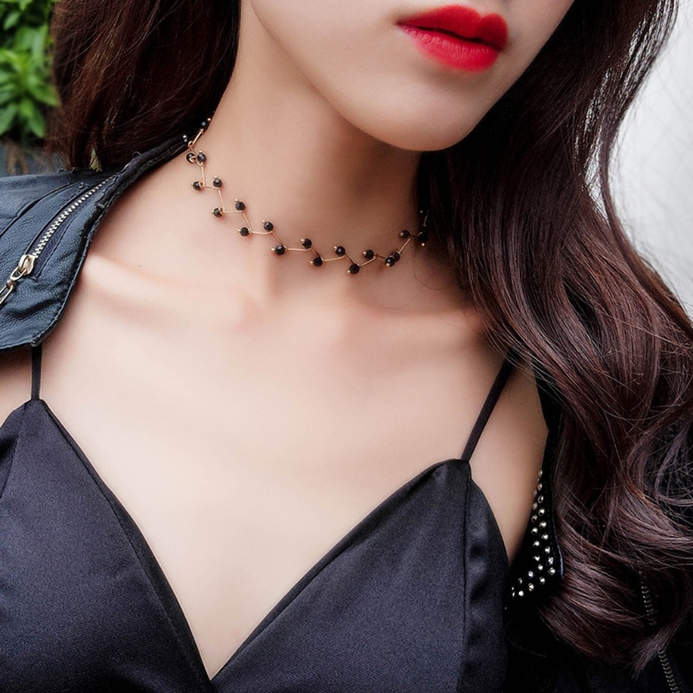 *ATHENA* Gold x Black Beaded Choker Necklace